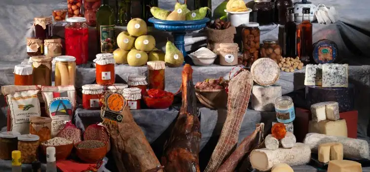 Feria de los Productos de León -ferias y mercados navideños leon diciembre 2025